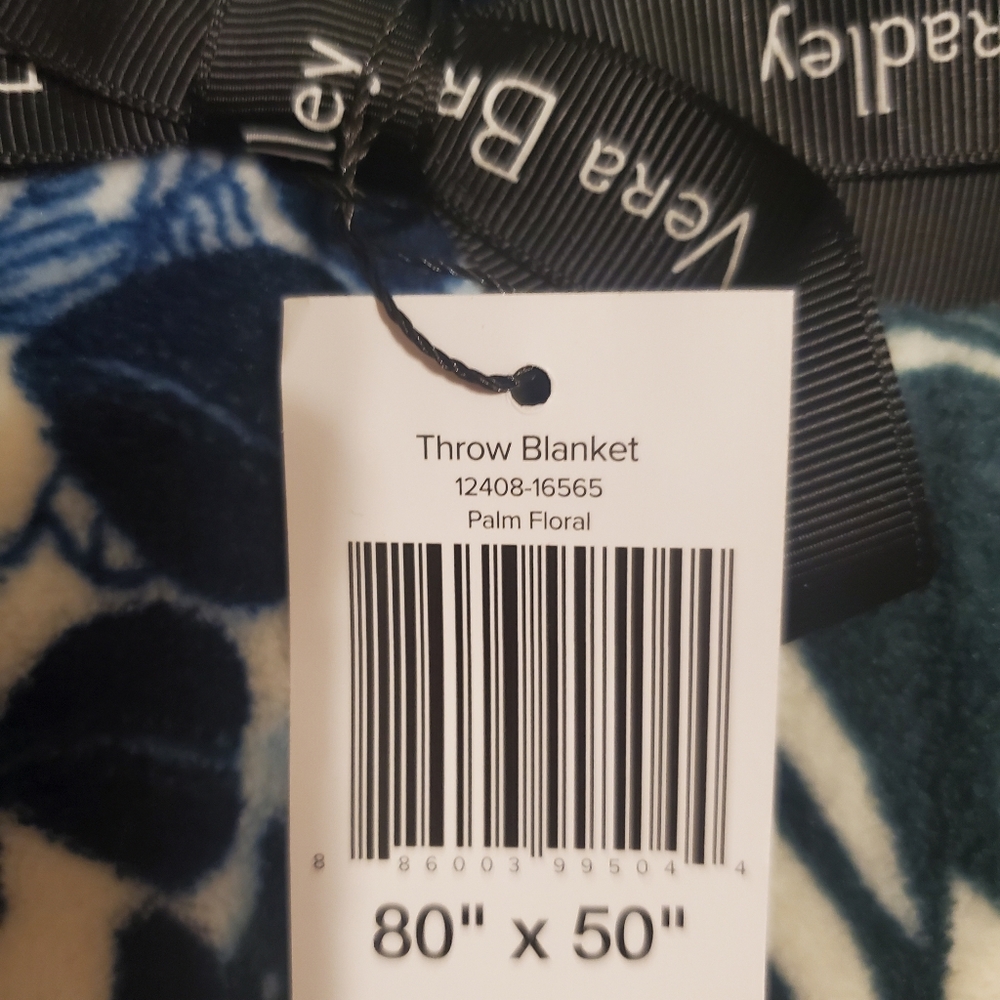 Vera Bradley Palm Floral Blanket-NWT - Picture 2 of 6